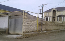 Qaradağda icra nümayəndəsi və sakinlər arasında qalmaqal  "sənəd saxta çıxdı...”