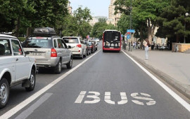 Zolağından çıxan avtobus sürücüləri əslində 40 manat cərimələnməlidir  QAYDA