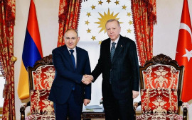 Ərdoğan İstanbulda Paşinyanla görüşdü