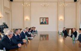 Prezident İlham Əliyev Slovakiya parlamentinin sədrini qəbul edib  FOTO