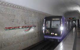 Bakı metrosunda tüstülənmə  Sərnişinlər düşürüldü