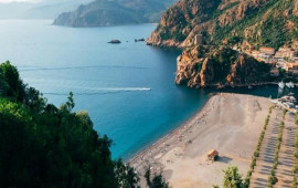 BMTdə Fransanın Korsika adasında korsikan dilinin istifadəsini qadağan etməsinə