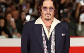 Conni Depp uzun müddət sonra 