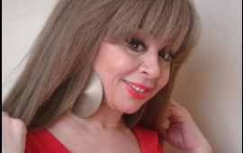 Əməkdar artist plastik əməliyyatla 20 yaş "cavanlaşdı" 