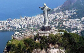 İsa Məsih heykəlini ötdü  54 metrlik Məryəm ana abidəsi  FOTO