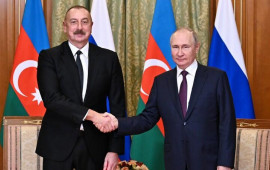 Vladimir Putin İlham Əliyevi təbrik edib