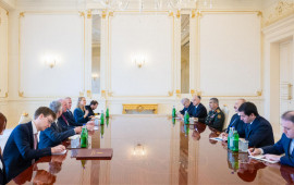 Prezident Birləşmiş Krallığın müdafiə üzrə dövlət nazirini qəbul edib  FOTO