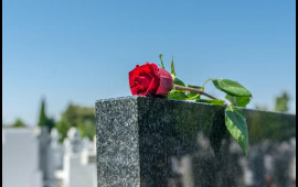 Atanın qızının məzarında qarşılaşdığı qəribə mənzərə KÖVRƏLTDİ 