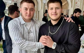 Kadırovun 17 yaşlı oğlu toyuna nadir “Mercedes”lə gəldi: "Steçkin"dən atəş açdı 