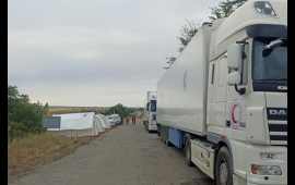 Bakıdan 40 ton humanitar yardım aparan karvan AğdamXankəndi yolunda gözləyir