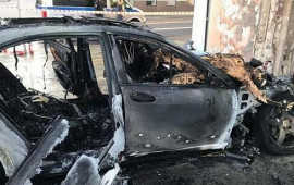 Krımda separatçı liderin avtomobili partladı  VİDEO