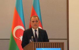 Ceyhun Bayramov Türkiyəyə getdi
