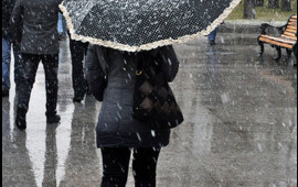 Bakıya yağan sulu qarın