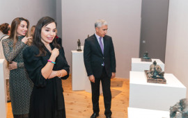 Leyla Əliyeva və Arzu Əliyeva Berlində MAMA “Ana təbiət” sərgisinin açılışında iştirak ediblə  FOTO