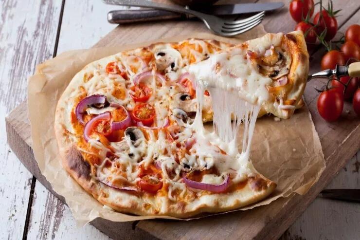 M&uuml;kəmməl pizzanı necə hazırlamaq olar? 