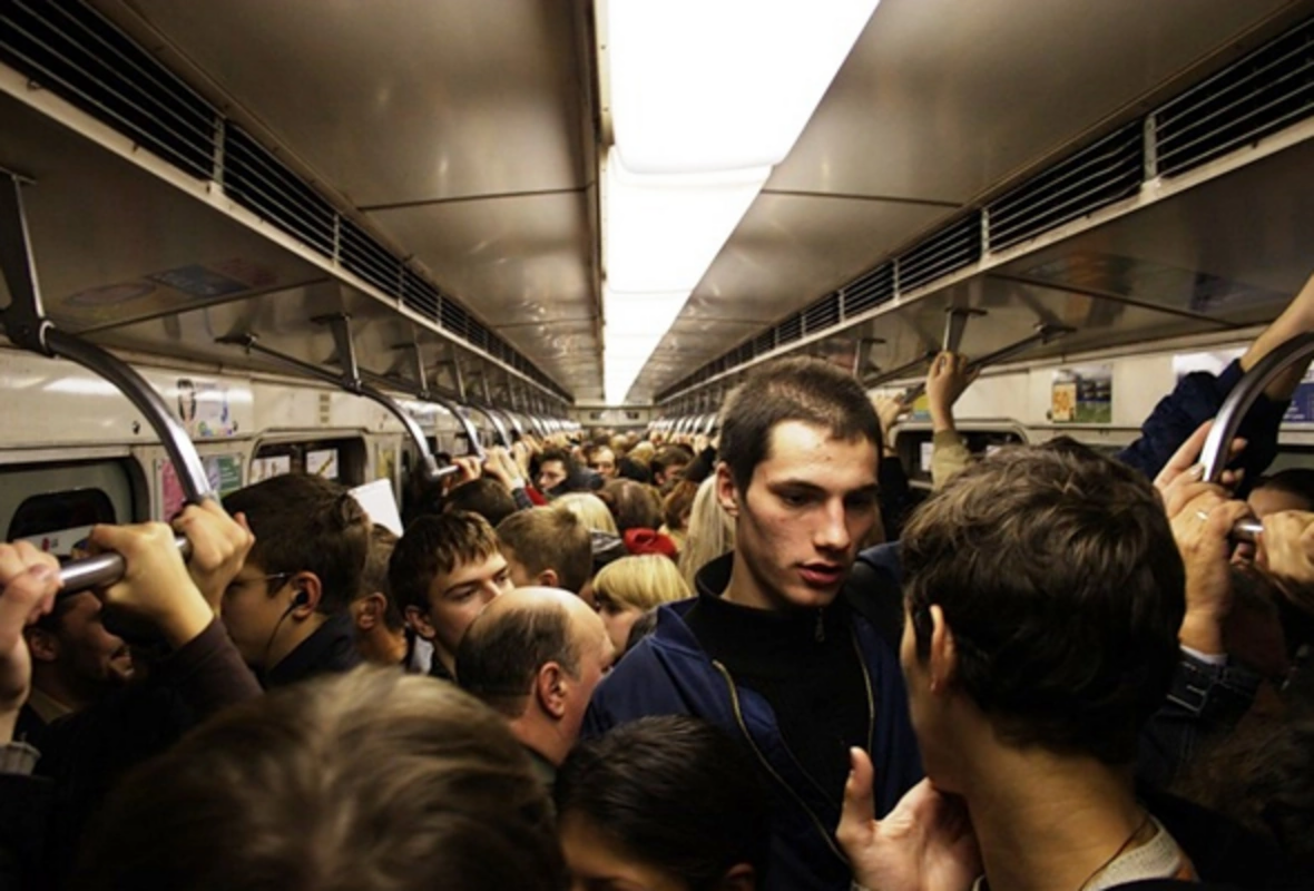 Metroda səsküy salan şəxslə bağlı araşdırma aparılır