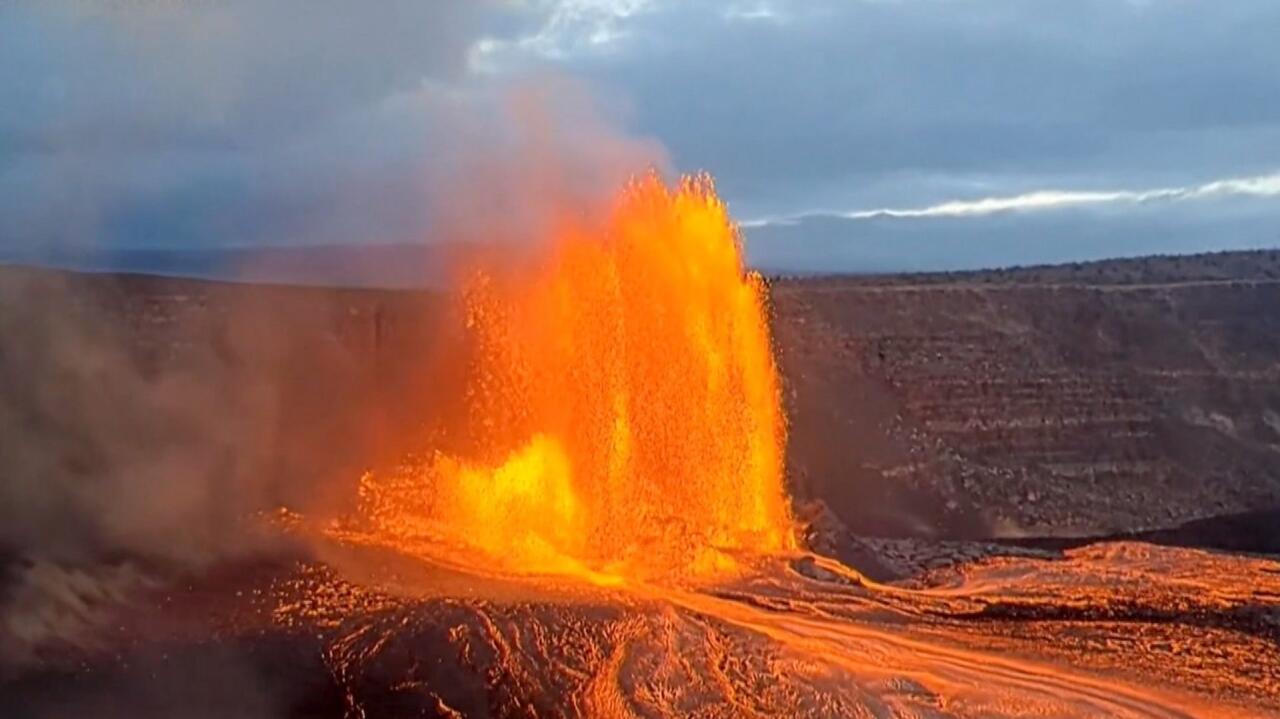 D&uuml;nyanın ən aktiv vulkanlarından biri olan Kilauea yenidən p&uuml;sk&uuml;rd&uuml;