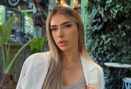 19 yaşlı model çəkiliş zamanı faciəli şəkildə can verdi  VİDEO  FOTO