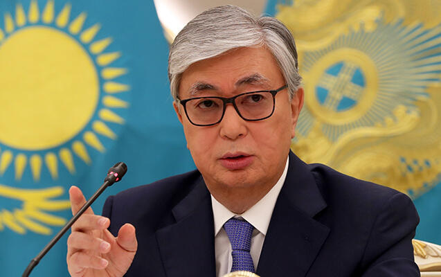 Tokayev iki naziri