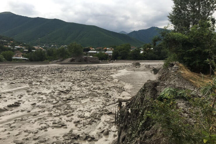 Qubanın kəndini su basdı 