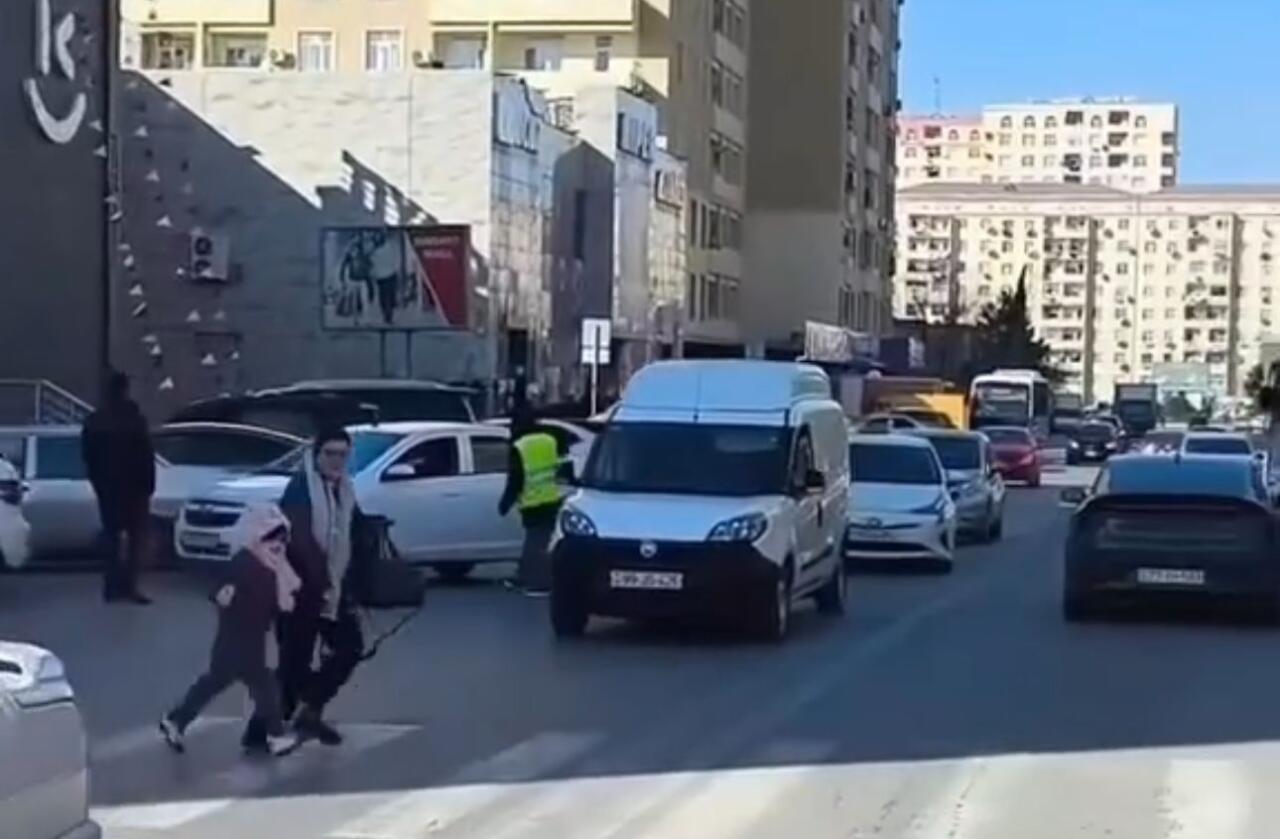 S&uuml;r&uuml;c&uuml;lər bu əraziyə işıqfor quraşdırılmasını tələb edir