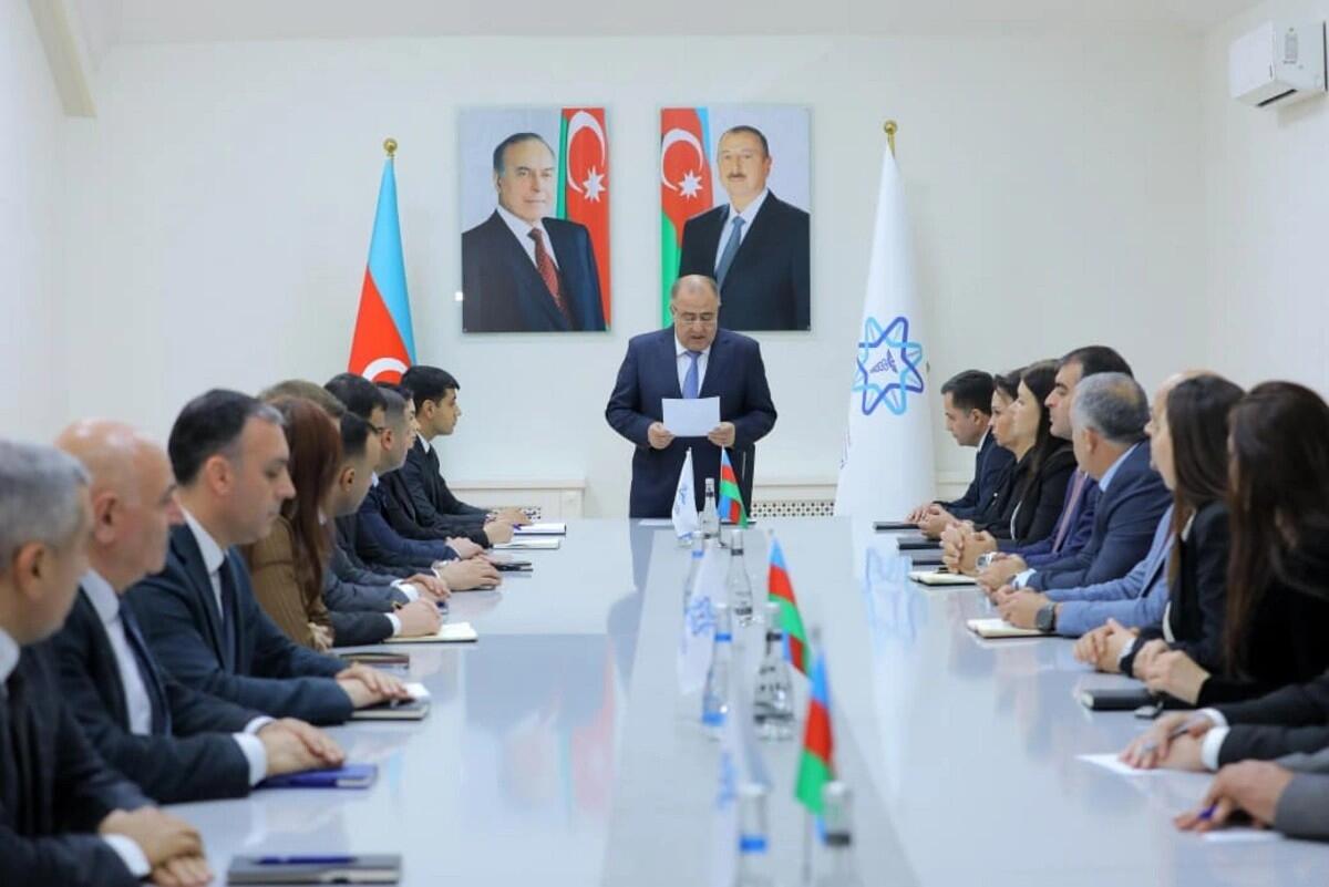 Yeni nazir kollektivə təqdim olundu 