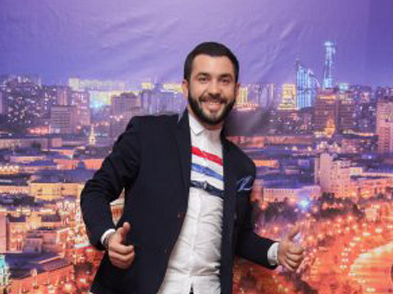 Əməkdar artist kosmetik prosedurdan sonra tanınmaz halda 