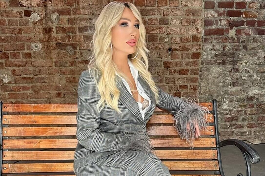 Seda Sayanın vardövləti "DODAQ UÇUQLATDI"