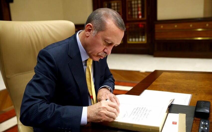 Ərdoğan gənc xanımı yüksək vəzifəyə təyin etdi – FOTO