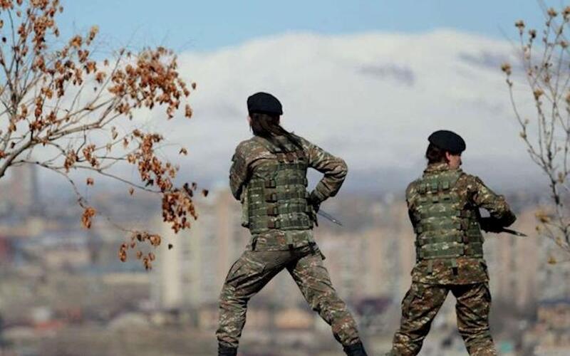 Ermənistan ordusuna qadınları yığır  üstümüzə “