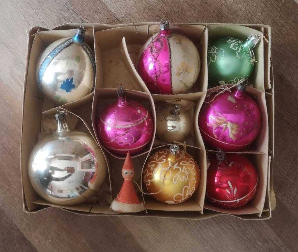 Sovetin vaxtından qalan "yolka" oyuncaqlarını işlətməyin: Tərkibində radiasiya var