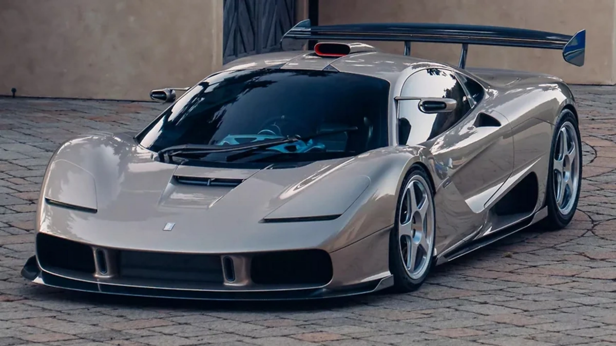 D&uuml;nyanın ən bahalı avtomobili satıldı  FOTO