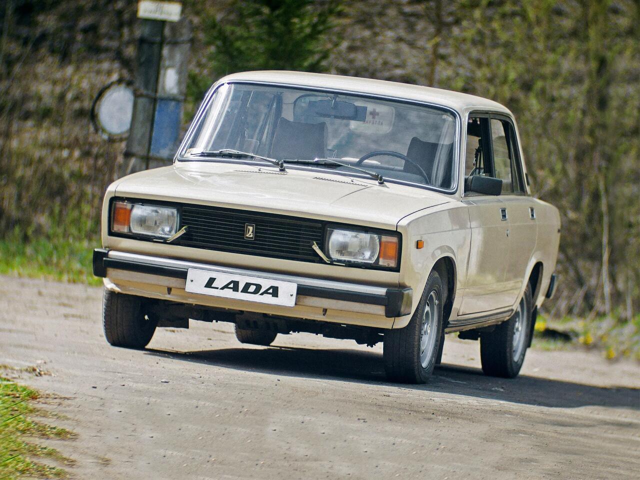 1 milyona “VAZ2105” SATILIR  FOTO