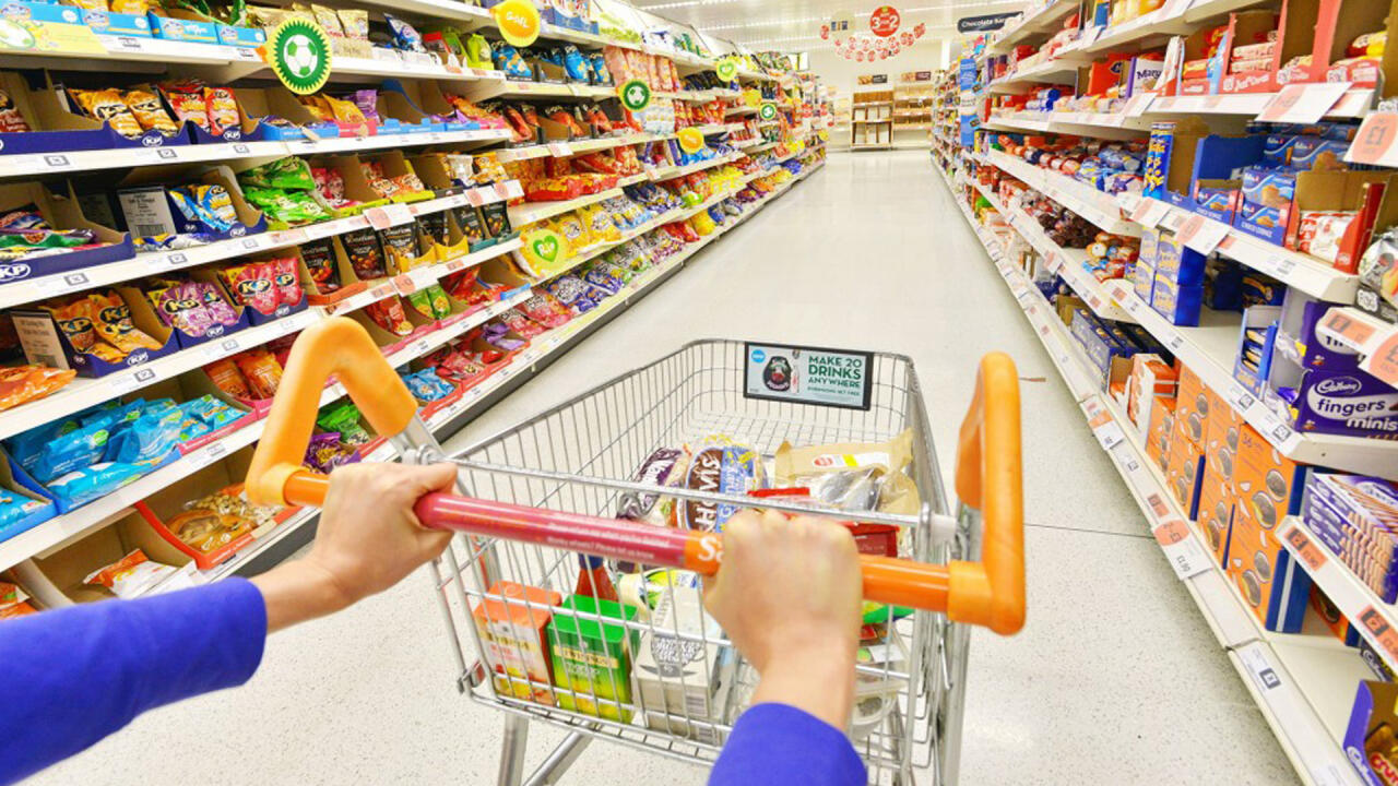 Azərbaycanda qiymətlər ucuzlaşa bilər  Vergi y&uuml;k&uuml; azaldılır