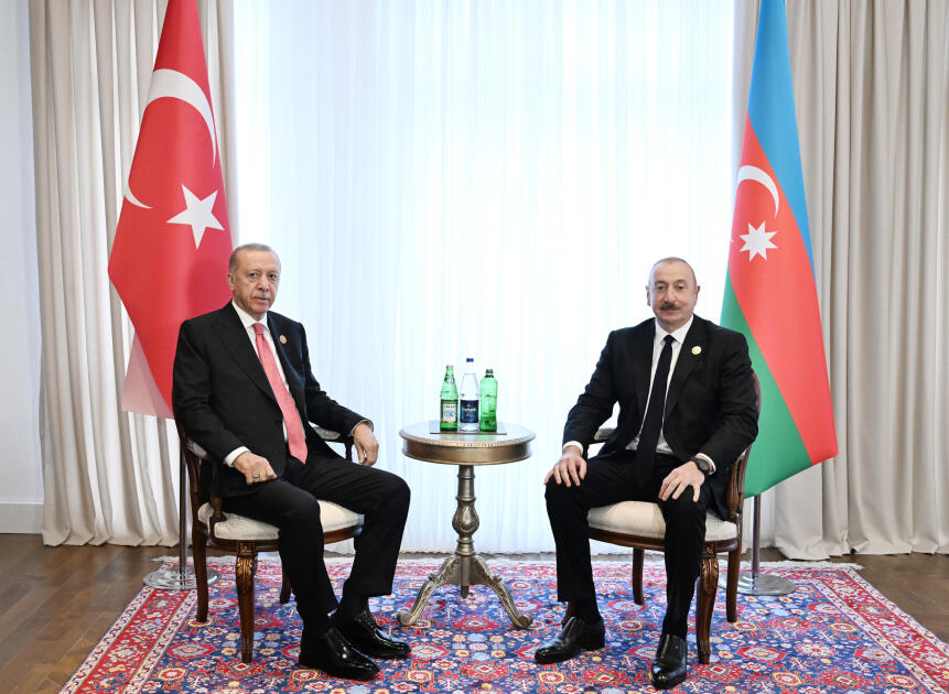 İlham Əliyev Xankəndidə Ərdoğanla görüşüb 