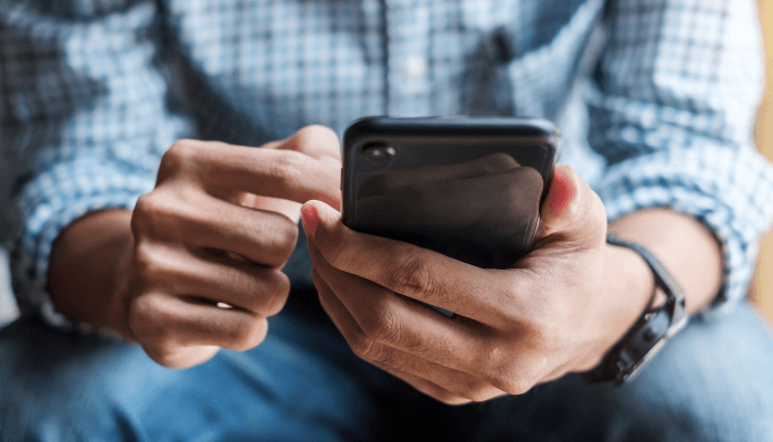 Sərvət dəyərində telefon borcunu g&ouml;rəndə şoka d&uuml;şd&uuml;: Səbəb cəmi bir n&ouml;mrə idi