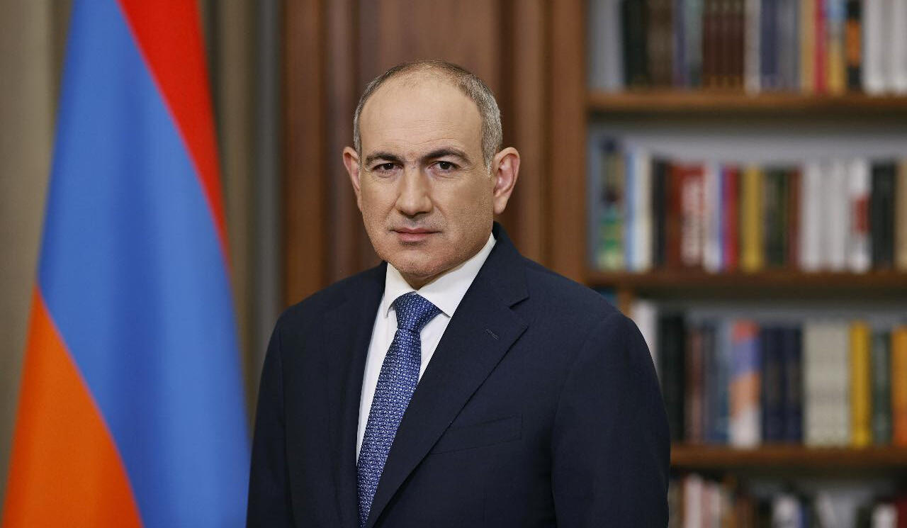 Paşinyan Putinlə g&ouml;r&uuml;şdə Ermənistanı Azərbaycanla birləşdirən dəmir yolu xətlərindən danışdı