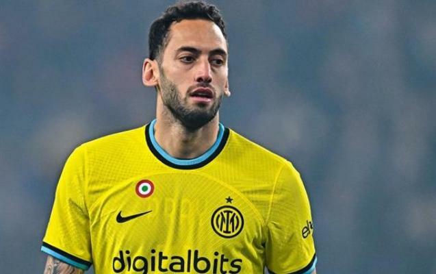 Hakan Çalhanoğludan iddialı açıqlama