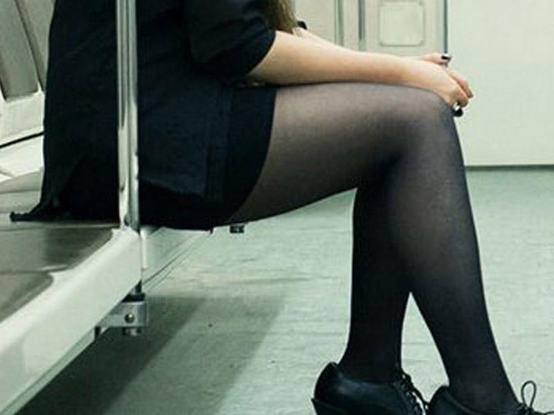 Metroda qadına qarşı əxlaqsız hərəkətlər edən kişi həbs olundu