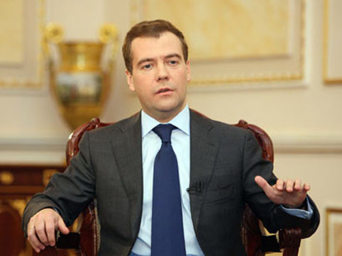 "Bu, Rusiyanın maraqlarına uyğun deyildi"  Medvedev