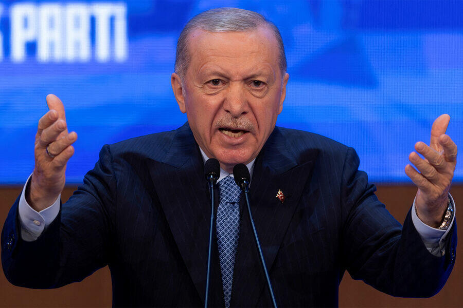 Ərdoğan Putinlə Zelenski görüşündən danışdı