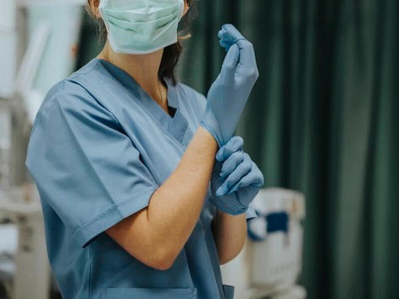 Koronavirus bu ölkədə yenidən sürətlə yayılır  Yoluxma sayı 5 qat artdı