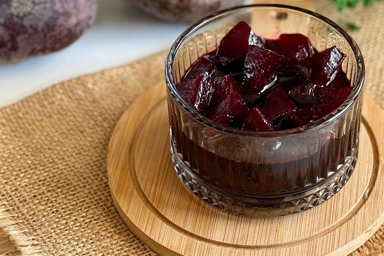 Rəngi ilə cəlb edir: &Ccedil;uğundur m&uuml;rəbbəsi resepti