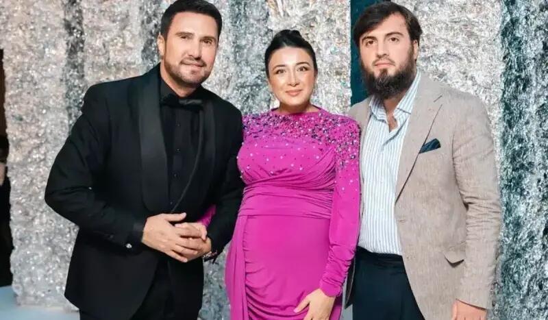 "Mənim və anasının &uuml;z&uuml;nə g&uuml;lməyən oğul &ouml;vladının &uuml;z&uuml;nə g&uuml;l&uuml;r"