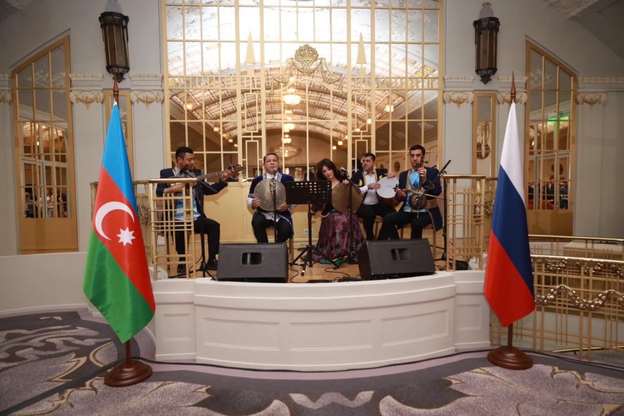 YUNESKO üzrə Azərbaycan Milli Komissiyasının dəstəyi ilə SanktPeterburq şəhərində “Azərbaycan muğamı” konsert tədbiri təşkil edilib 