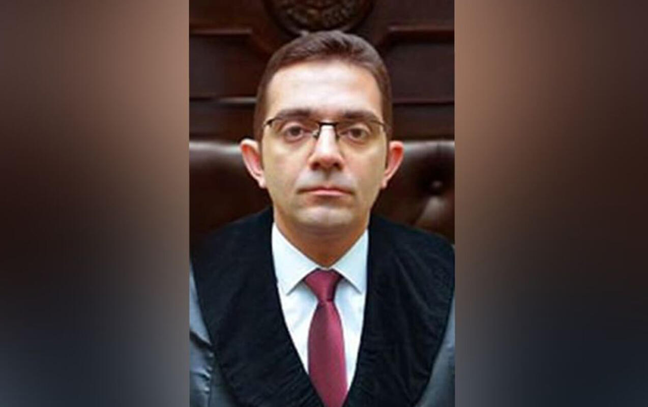 Kiçik qardaşın yerinə böyüyünün həbs edilməsi iddiasına  Məhkəmədən cavab