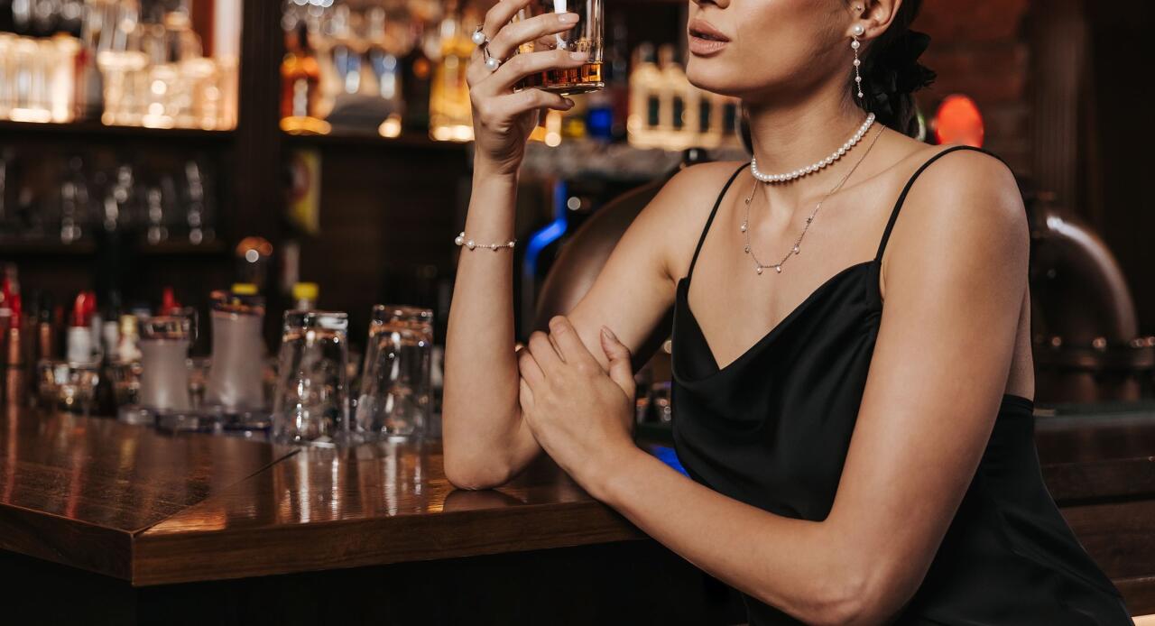 Bakıda məşhur "Pub"da dava  Xanım müştəri həbs edildi 