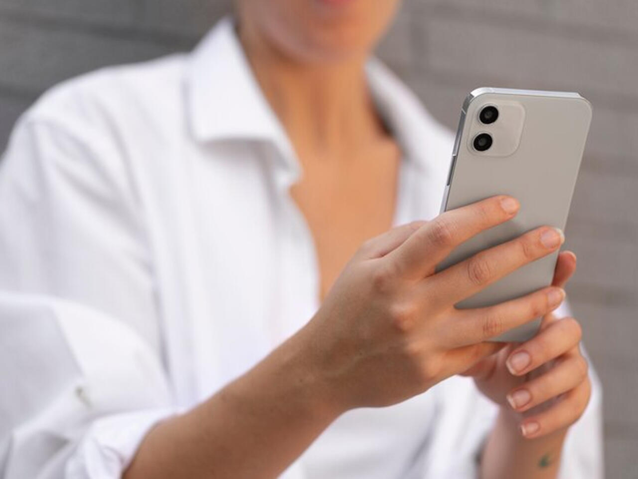 Kibertəhlükə yaxınınızda  Bu parolları telefonda istifadə etməyin