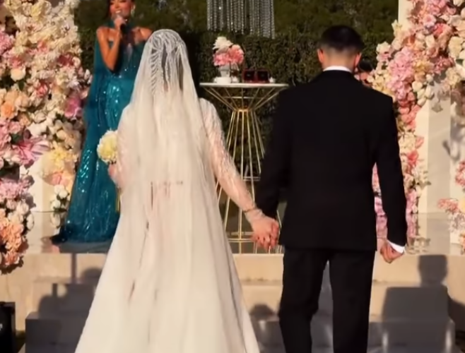 Bəy gəlini qucağından pal&ccedil;ığa saldı, gənc qız DƏLİYƏ D&Ouml;ND&Uuml; 