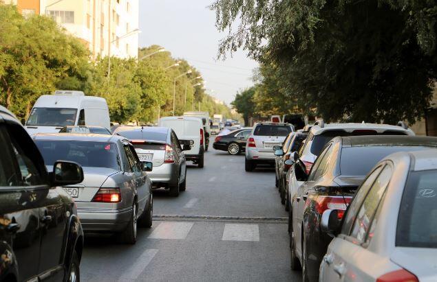 Maşını olanlar vergi versin  Deputatdan TƏKLİF